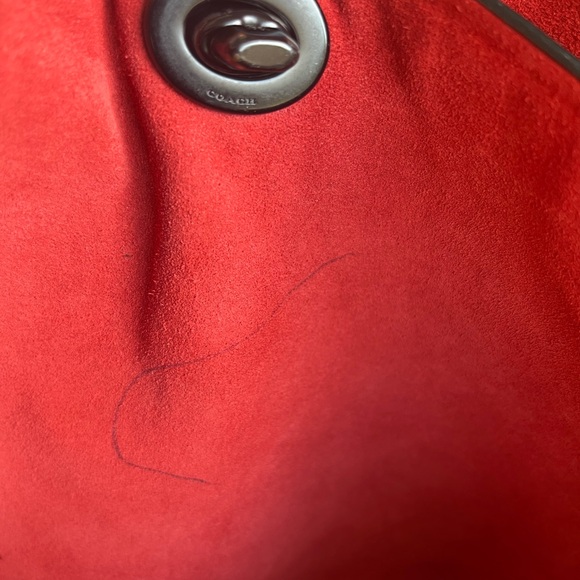 1941 Pebbled Leather Duffle
Shoulder Bag No DF 50115 in Oxblood - Picture 7 of 8